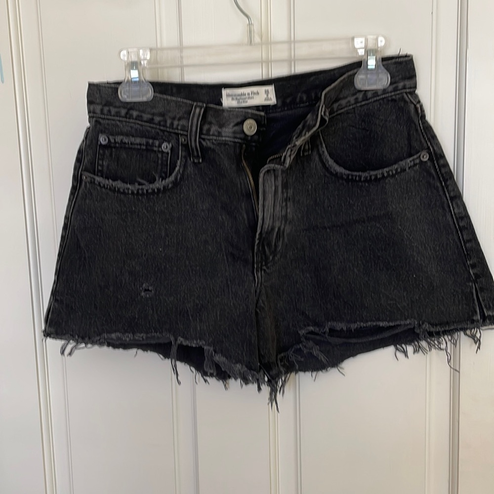Abercrombie and fitch boyfriend shorts
